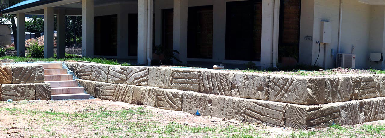 Sandstone Retaining Walls and Stairs - Warner 6 Panorama after steps 1280
